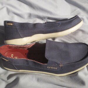 Brand New Crocs Women’s Size 11 Model 14391 Walu Canvas Loafer Boat Deck Shoes.